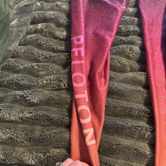 Sparkle Ombre Leggings - Pink to Purple - Picture 3 of 3